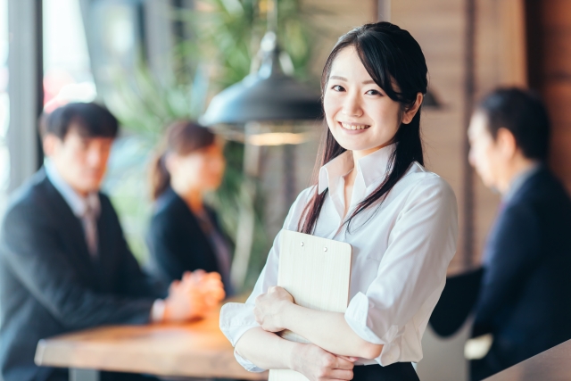 女性 笑顔